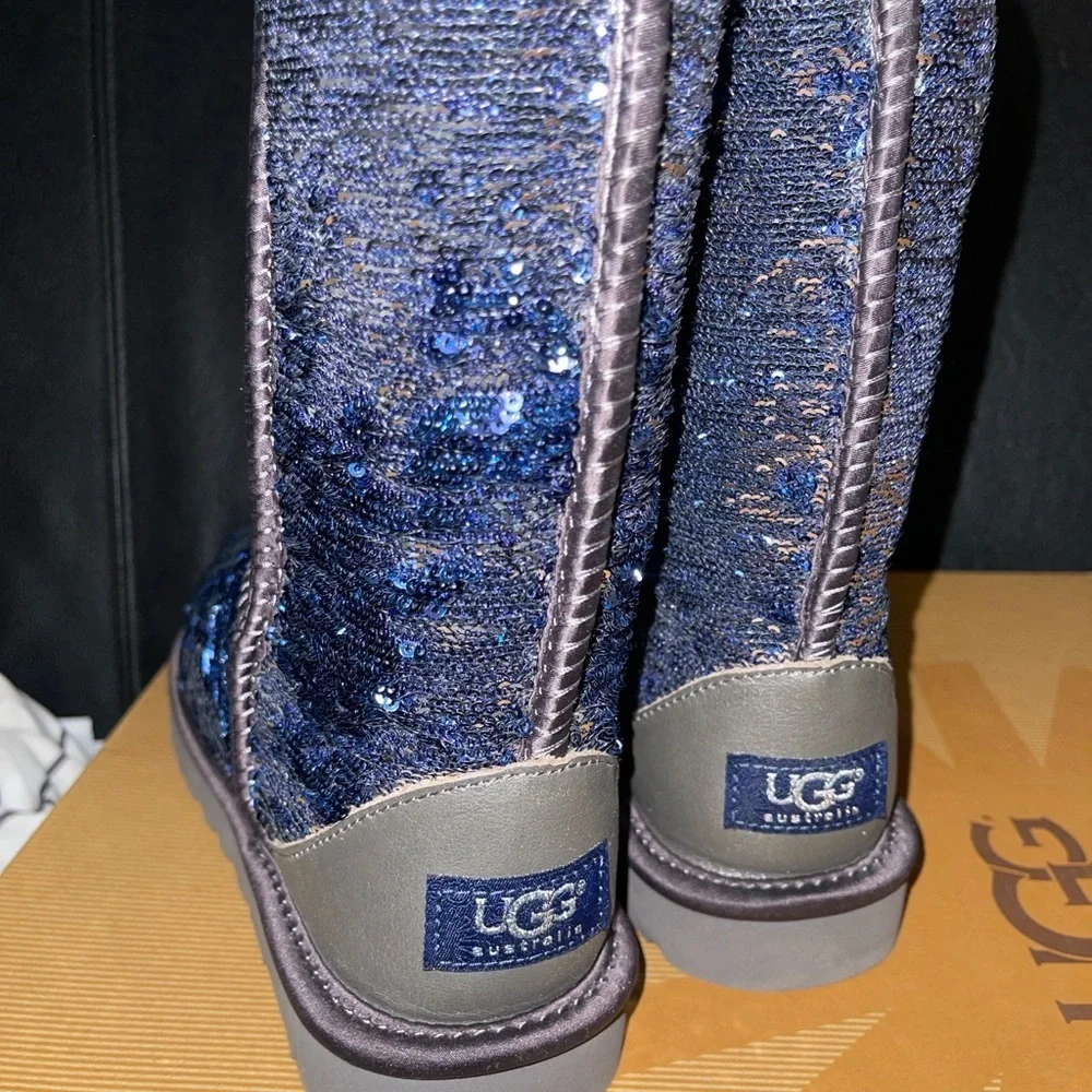 Women Classic Short Sparkles Sequin Ugg Boots Silver and Blue Size 8 NEW